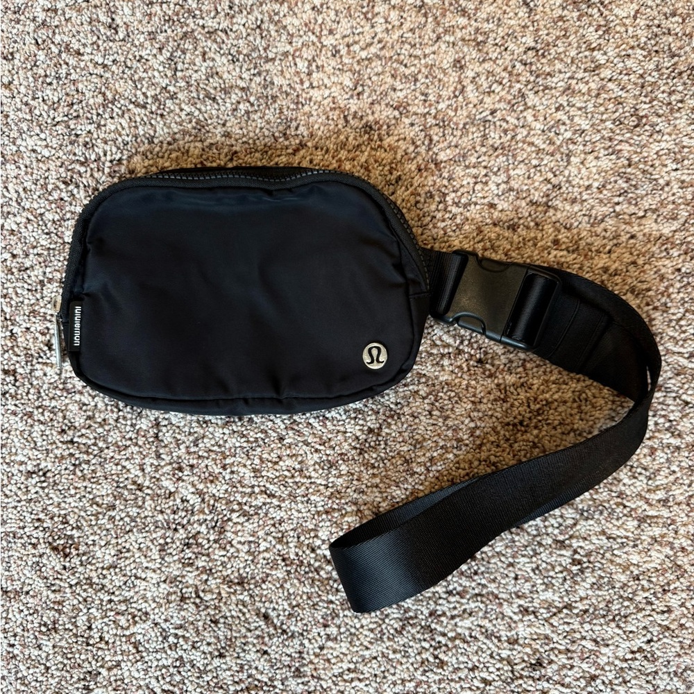Lululemon Athletica Black Belt Bag